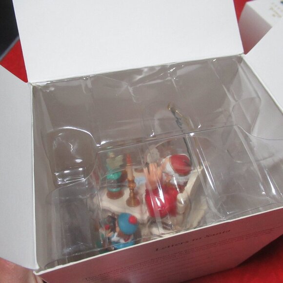 Hallmark Keepsake Christmas Ornament Letters to Santa - Picture 3 of 10